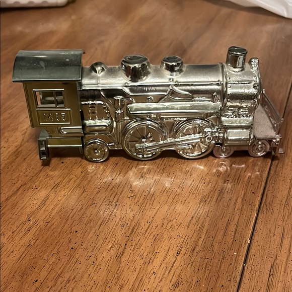 Vintage Avon Locomotive Decanter 1485 - Picture 3 of 6